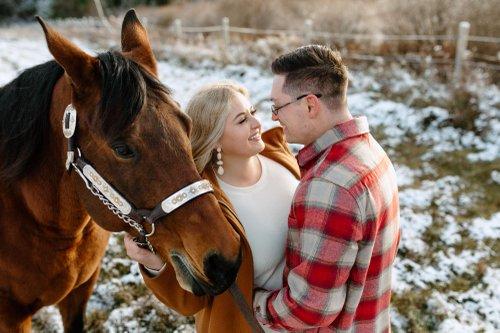 mobile - carousel-hero-element image-0